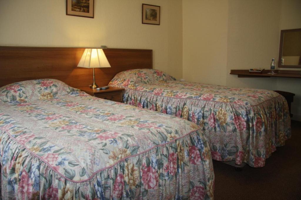 The Swan Hotel East Ilsley Ruang foto